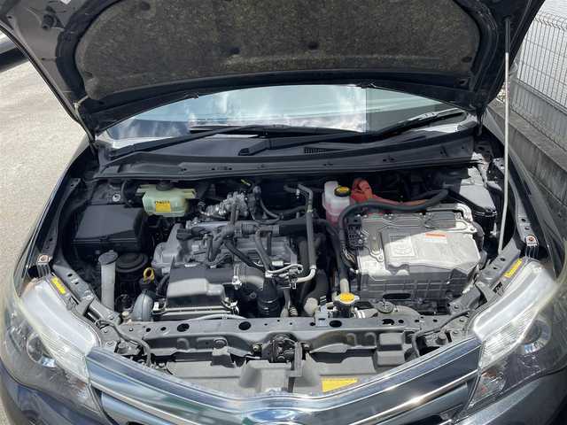 トヨタ カローラ フィールダー HV G エアロツアラー W×B 愛知県 2014(平26)年 13.5万km ブラックマイカ /禁煙車・ワンオーナー車//オーディオレス(AM・FM・CD)//ビルトインETC//ドライブレコーダー【HDR-201G】//HIDオートライト//フロントフォグランプ//15インチ純正アルミホイール//ビークルスタビリティコントロール//横滑り防止//トラクションコントロール//ヒルスタートアシスト//衝突安全ボディ”GOA”//電動格納ミラーウィンカー//黒カーボン調パネル//本革巻ステアリングホイール//ステアリングスイッチ//全窓ワンタッチオープンクローズ機能//モードスイッチ(エコドライブモード・EVドライブモード)//フロントスポーツシート//ファブリック&合皮シート(白色ステッチ)//イルミネーテッドエントリーシステム//オートエアコン(花粉除去モード付)//ナノイー//クリーンエアフィルター(花粉除去タイプ)//アクセサリーソケット(DC12V 120W)//ISOFIX//純正フロアマット(ダブルバイビー仕様)//純正バイザー//スペアキー1本(板キー)//新車保証書・取扱説明書