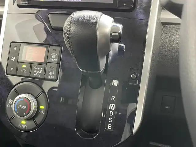 ダイハツ タント カスタム RS トップED SA Ⅲ 福島県 2017(平29)年 5.9万km ディープブルークリスタルマイカ 純正ナビ/型番:NSZN-W67D/【Bluetooth/フルセグTV/USB/CD/DVD/iPod】/両側パワースライドドア/スマートアシストIII/バックカメラ/ドライブレコーダー/ＧＰＳレーダー/コーナーセンサー（後）/運転席シートヒーター/ＬＥＤヘッドライト/ビルトインＥＴＣ/純正アルミホイール/純正フロアマット/スマートキー×1/新車保証書/取扱説明書/スペアキー×1