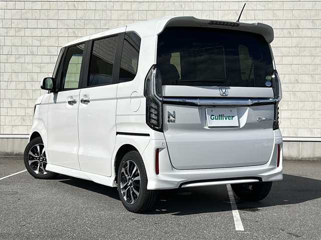 ホンダ Ｎ ＢＯＸ カスタム G L ホンダセンシング 茨城県 2019(令1)年 4.6万km プラチナホワイトパール 純正7インチインターナビ【VXM-194VFI】/(地デジTV・CD・DVD・BT・ラジオ再生)/片側パワースライドドア/レーダークルーズコントロール/レーンアシスト/衝突軽減ブレーキ/コーナーセンサー/ドライブレコーダー/ETC/バックカメラ/オートライト/LEDヘッドライト/純正14inアルミホイール/純正フロアマット/スマートキー/スペアキー
