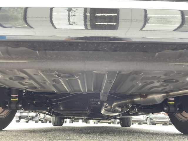 トヨタ ヴォクシー ハイブリッド S－G 山口県 2022(令4)年 2.3万km アティチュードブラックマイカ 純正ディスプレイオーディオ/・Bluetooth接続/・バックカメラ/ビルトインETC/Toyota Safety Sense/・プリクラッシュセーフティ/・レーントレーシングアシスト/・レーンチェンジアシスト/・プロアクティブドライビングアシスト/・フロントクロストラフィックアラート/・発進遅れ告知機能/・ロードサインアシスト/・レーダークルーズコントロール/・ドライバー異常時対応システム/・ブラインドスポットモニター/・オートマチックハイビーム/・クリアランスソナー/USB入力端子/AC100V/純正フロアマット/スマートキー/プッシュスタート/純正16インチアルミホイール/パワースライドドア/ウィンカーミラー