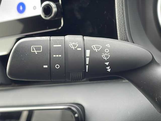 トヨタ ヴォクシー ハイブリッド S－G 山口県 2022(令4)年 2.3万km アティチュードブラックマイカ 純正ディスプレイオーディオ/・Bluetooth接続/・バックカメラ/ビルトインETC/Toyota Safety Sense/・プリクラッシュセーフティ/・レーントレーシングアシスト/・レーンチェンジアシスト/・プロアクティブドライビングアシスト/・フロントクロストラフィックアラート/・発進遅れ告知機能/・ロードサインアシスト/・レーダークルーズコントロール/・ドライバー異常時対応システム/・ブラインドスポットモニター/・オートマチックハイビーム/・クリアランスソナー/USB入力端子/AC100V/純正フロアマット/スマートキー/プッシュスタート/純正16インチアルミホイール/パワースライドドア/ウィンカーミラー