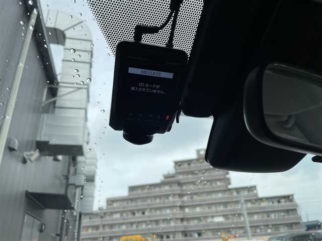 トヨタ プリウス S ツーリングセレクション 岩手県 2020(令2)年 5万km ホワイトパールクリスタルシャイン アルパイン9インチナビ/CD/DVD/Bluetooth/フルセグテレビ/バックカメラ/レーダークルーズコントロール/シートヒーター/ETC/オートライト/LEDヘッドライト/衝突軽減ブレーキ/レーンキープアシスト/フォグランプ/アイドリングストップ/ウィンカーミラー/TRDリアスポイラー