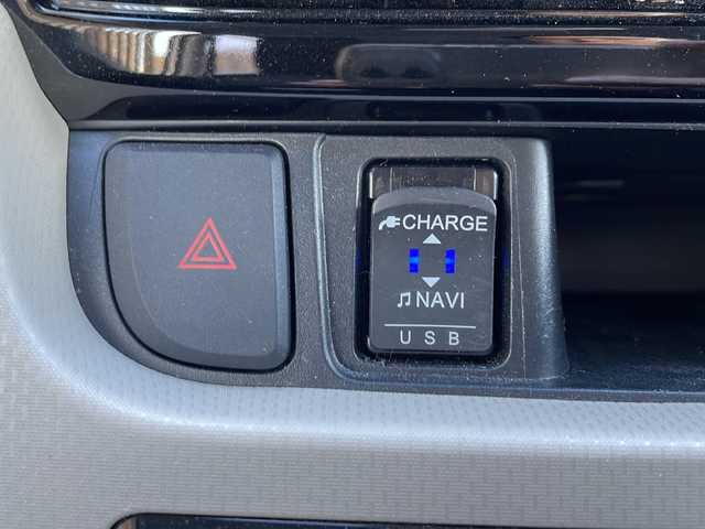 ダイハツ ムーヴ X リミテッドⅡ SAⅢ 道東・釧路十勝 2022(令4)年 1.9万km ライトローズマイカメタリック 4WD/純正ディスプレイオーディオ　/(AM/FM/ＤＶＤ再生/Ｂｌｕｅｔｏｏｔｈ接続)/バックカメラ　/運転席シートヒーター　/リアコーナーセンサー　/衝突回避支援ブレーキ機能/横滑り防止装置/アイドリングストップ　/スマートキー/プッシュスタート　/純正ＬＥＤヘッドライト/純正14インチアルミホイール/純正フロアマット