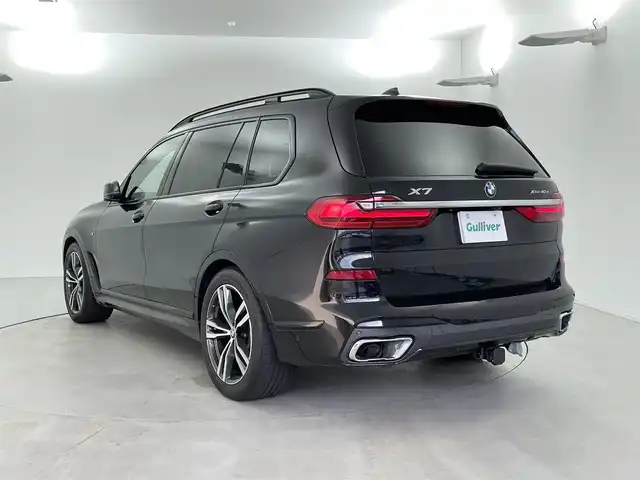 ＢＭＷ ＢＭＷ Ｘ７ xDrive40d Mスポーツ 福井県 2021(令3)年 5万km サファイアブラックP ４WD/Mスポーツ/ワンオーナー/電動パノラマ・ガラス・サンルーフ（チルト＆スライド）/ＢＭＷライブ・コックピット/（１２．３インチ　ワイド・コントロール・ディスプレイ）/【AM/FM/CD/DVD/Bluetooth/フルセグTV】/ｈａｒｍａｎ／ｋａｒｄｏｎサラウンド・サウンド・システム/リヤ・エンターテインメント・システム・プロフェッショナル/ドライビング・アシスト・プロフェッショナル/（衝突回避・被害軽減ブレーキ（事故回避アシスト付））/パーキング・アシスト・プラス/（トップ・ビュー＋３Ｄビュー、リヤ・ビュー・カメラ/（予想進路表示機能付））/マルチファンクション　/Ｍ　スポーツ専用レザーステアリングホイール/ドライビング・アシスト・プロフェッショナル/ＡＣＣ／アクティブ・クルーズ・コントロール/（ストップ＆ゴー機能付）/・高速道路渋滞時ハンズ・オフ・アシスト