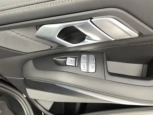 ＢＭＷ ＢＭＷ Ｘ７ xDrive40d Mスポーツ 福井県 2021(令3)年 5万km サファイアブラックP ４WD/Mスポーツ/ワンオーナー/電動パノラマ・ガラス・サンルーフ（チルト＆スライド）/ＢＭＷライブ・コックピット/（１２．３インチ　ワイド・コントロール・ディスプレイ）/【AM/FM/CD/DVD/Bluetooth/フルセグTV】/ｈａｒｍａｎ／ｋａｒｄｏｎサラウンド・サウンド・システム/リヤ・エンターテインメント・システム・プロフェッショナル/ドライビング・アシスト・プロフェッショナル/（衝突回避・被害軽減ブレーキ（事故回避アシスト付））/パーキング・アシスト・プラス/（トップ・ビュー＋３Ｄビュー、リヤ・ビュー・カメラ/（予想進路表示機能付））/マルチファンクション　/Ｍ　スポーツ専用レザーステアリングホイール/ドライビング・アシスト・プロフェッショナル/ＡＣＣ／アクティブ・クルーズ・コントロール/（ストップ＆ゴー機能付）/・高速道路渋滞時ハンズ・オフ・アシスト