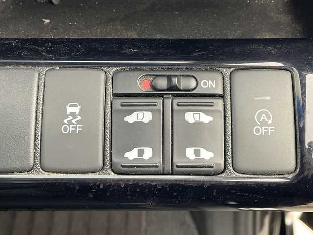 ホンダ ステップワゴン スパーダ Z クールスピリット 群馬県 2013(平25)年 9.7万km プレミアムスパークルブラックパール アルパイン１０．２型後席モニター　アルパイン９型ナビ　バックカメラ　ＥＴＣ　両側電動スライドドア　ＨＩＤヘッドライト　オートライト　クルーズコントロール　パドルシフト　ハーフレザーシート　禁煙