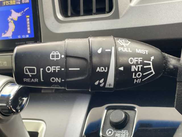 ホンダ ステップワゴン スパーダ Z クールスピリット 群馬県 2013(平25)年 9.7万km プレミアムスパークルブラックパール アルパイン１０．２型後席モニター　アルパイン９型ナビ　バックカメラ　ＥＴＣ　両側電動スライドドア　ＨＩＤヘッドライト　オートライト　クルーズコントロール　パドルシフト　ハーフレザーシート　禁煙