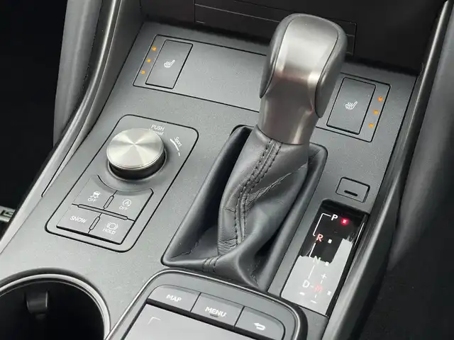 レクサス ＩＳ 300 山梨県 2021(令3)年 2.1万km ソニッククォーツ ユーザー買取/赤革　/プリクラッシュ　/ACC/純正マルチナビ/Ｂカメラ/ＬＥＤ/Ａハイビーム/Ｐシート/シートＨ/純正１８ＡＷ/コンフォートＡ/ＬＫＡ/ＢＳＡ/ＢＴ/ＣＤ/ＤＶＤ/取説/新車保証書/スペアキー