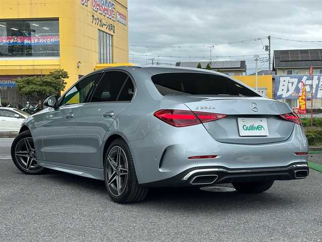 メルセデス・ベンツ Ｍ・ベンツ Ｃ２２０ｄ アバンギャルド　AMGライン 茨城県 2022(令4)年 5.8万km ハイテックシルバー ワンオーナー/純正ナビ/フルセグ/Bluetooth/USB/AM/FM/全方位カメラ/ヘッドアップディスプレイ/エレクトリックパーキングブレーキ/クルーズコントロール/アクティブディスタンスアシスト・ディストロニック/アクティブブレーキアシスト/ブラインドスポットアシスト/Act.レーンアシスト/トラフィックサインアシスト/パーキングアシスト/音声アシスト/ステアコントロール/ホールド機能/エレクトロニックブレーキパワーディストリビューション/ヒルスタートアシスト/アダプティブブレーキライト/コンビネーションスイッチ/指紋センサー/ハーフレザーシート/シートヒーター/パワーシート/パドルシフト/LEDヘッドライト/純正19インチアルミホイール/ドライブレコーダー/アンビエントライト/取扱説明書/新車時保証書/スペアキー×1