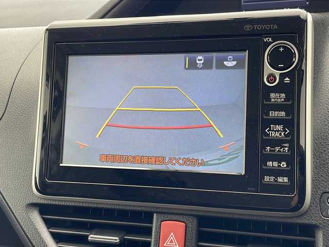 トヨタ ヴォクシー ZS 沖縄県 2014(平26)年 8.9万km ホワイトパールクリスタルシャイン 純正ナビ（B9062）/フルセグTV　/Bluetooth接続　/バックカメラ　/前後ドライブレコーダー/ビルトインETC　/LEDヘッドライト/オートライト　/プッシュスタート　/スマートキー　/スペアキー/パワースライドドア/サンシェード　/純正フロアマット　/純正16インチアルミホイール/レーダー探知機　/アルパインスピーカー