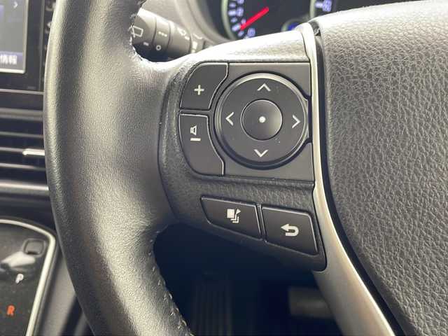 トヨタ ヴォクシー ZS 沖縄県 2014(平26)年 8.9万km ホワイトパールクリスタルシャイン 純正ナビ（B9062）/フルセグTV　/Bluetooth接続　/バックカメラ　/前後ドライブレコーダー/ビルトインETC　/LEDヘッドライト/オートライト　/プッシュスタート　/スマートキー　/スペアキー/パワースライドドア/サンシェード　/純正フロアマット　/純正16インチアルミホイール/レーダー探知機　/アルパインスピーカー