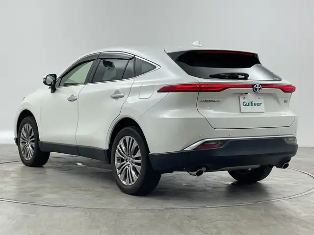 トヨタ ハリアー ハイブリッド Z 群馬県 2020(令2)年 7.3万km ホワイトパールクリスタルシャイン 純正９型ナビ　バックカメラ　純正ビルトインＥＴＣ　純正ドライブレコーダー　ステアリングリモコン　オートライト　スマートキー　プッシュスタート　ＬＥＤヘッドライト　アイドリングストップ　パニティミラー