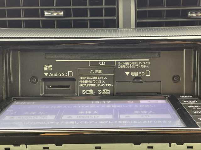 トヨタ アクア S 愛知県 2020(令2)年 2.5万km シルバーM 純正ナビ/・Bluetooth/・CD/・フルセグテレビ/バックカメラ/衝突軽減ブレーキ/レーンキープアシスト/オートマチックハイビーム/前後コーナーセンサー/ビルトインETC/Wエアバッグ/スペアキー