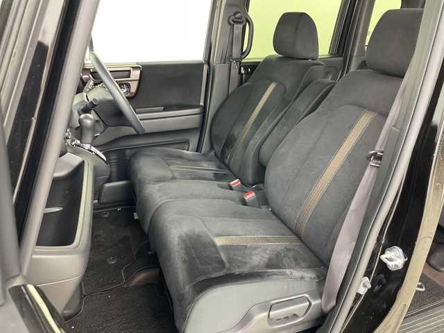 ホンダ Ｎ ＢＯＸ カスタム G L 道東・釧路十勝 2019(平31)年 4.7万km クリスタルブラックパール 4WD/純正メモリナビ　/(AM/FM/フルセグＴＶ/ＤＶＤ再生/Ｂｌｕｅｔｏｏｔｈ接続)　/ビルトインＥＴＣ　/バックカメラ　/片側パワースライドドア　/前席シートヒーター/横滑り防止装置/アイドリングストップ　/スマートキー/プッシュスタート　/純正ＬＥＤヘッドライト　/純正１４インチアルミホイール　/純正フロアマット