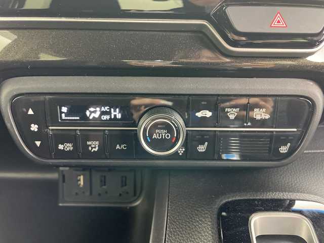 ホンダ Ｎ ＢＯＸ カスタム G L 道東・釧路十勝 2019(平31)年 4.7万km クリスタルブラックパール 4WD/純正メモリナビ　/(AM/FM/フルセグＴＶ/ＤＶＤ再生/Ｂｌｕｅｔｏｏｔｈ接続)　/ビルトインＥＴＣ　/バックカメラ　/片側パワースライドドア　/前席シートヒーター/横滑り防止装置/アイドリングストップ　/スマートキー/プッシュスタート　/純正ＬＥＤヘッドライト　/純正１４インチアルミホイール　/純正フロアマット