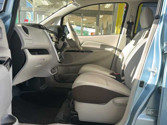 日産 デイズ X 愛媛県 2018(平30)年 2.8万km アイスブルー 純正ナビ/全方位カメラ/前後ドライブレコーダー/スマートキー/前後コーナーセンサー/フルセグテレビ/ＥＴＣ/衝突軽減システム/横滑り防止装置/アイドリングストップ/純正フロアマット