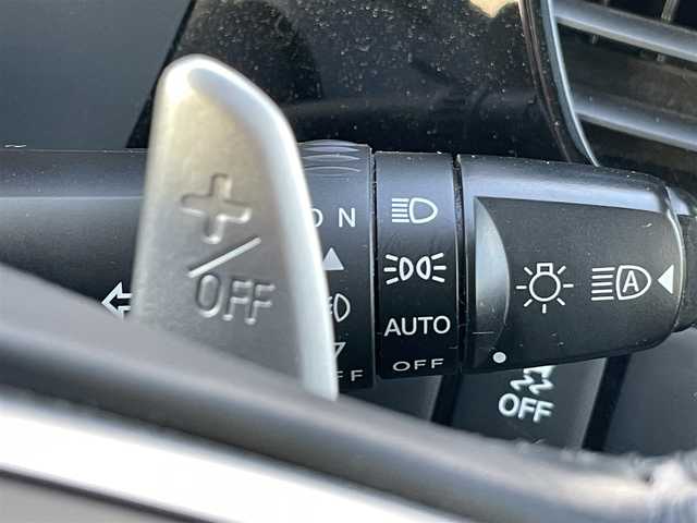 三菱 アウトランダー ＰＨＥＶ G セーフティパッケージ 岡山県 2017(平29)年 4.6万km ルビーブラックP 登録時走行距離45556km/4WD/社外ナビ/フルセグTV(AM/FM/CD/DVD/Bluetooth)/マルチアラウンドモニター/ETC/衝突軽減被害ブレーキシステム/車線逸脱警報システム/オートマチックハイビーム/レーダークルーズコントロール/横滑り防止装置/D/N席シートヒーター/ステアリングヒーター/電子パーキング/オートブレーキホールド/レザーシート/18インチ純正AW/フロアマット