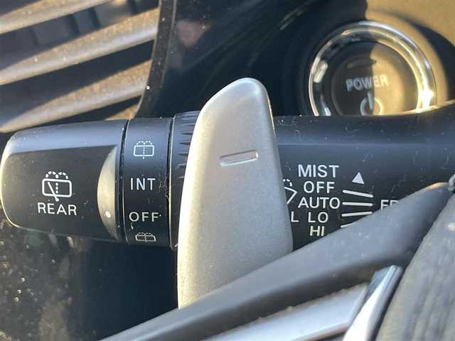 三菱 アウトランダー ＰＨＥＶ G セーフティパッケージ 岡山県 2017(平29)年 4.6万km ルビーブラックP 登録時走行距離45556km/4WD/社外ナビ/フルセグTV(AM/FM/CD/DVD/Bluetooth)/マルチアラウンドモニター/ETC/衝突軽減被害ブレーキシステム/車線逸脱警報システム/オートマチックハイビーム/レーダークルーズコントロール/横滑り防止装置/D/N席シートヒーター/ステアリングヒーター/電子パーキング/オートブレーキホールド/レザーシート/18インチ純正AW/フロアマット