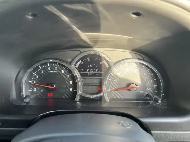 スズキ ジムニー ランドベンチャー 山口県 2016(平28)年 5.5万km クールカーキPM 社外CDデッキ/純正フロアマット/純正ドアバイザー/純正フォグランプ/純正16インチアルミ/ウィンカーミラー/運転席シートヒーター/ETC