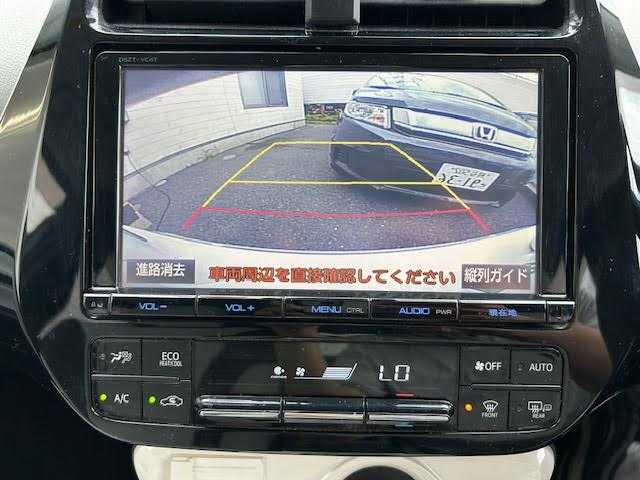 トヨタ プリウス A プレミアム　ツーリングセレ 埼玉県 2016(平28)年 10.2万km ホワイトパールクリスタルシャイン 純正SDナビ/【CD/DVD/フルセグ/Bluetooth】/バックカメラ/モデリスタエアロ/ブラインドスポットモニター/インテリジェントクリアランスソナー/レーダークルーズコントロール/プリクラッシュセーフティシステム/シートヒーター/ヘッドアップディスプレイ/パワーシート/ETC