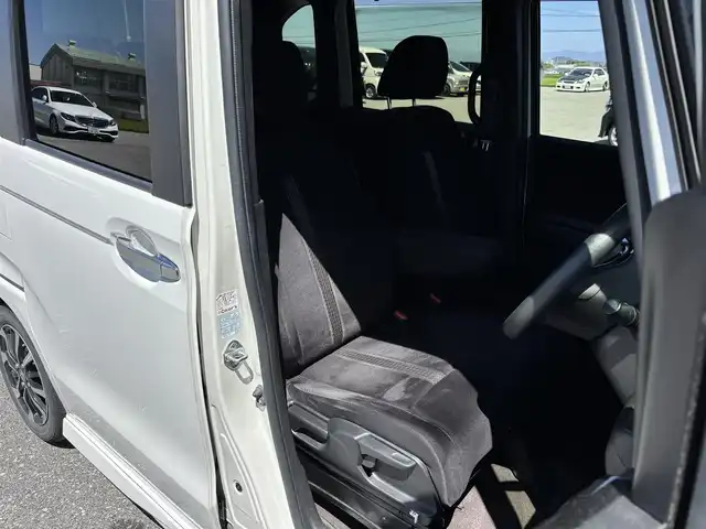 ホンダ Ｎ ＢＯＸ カスタム G L ホンダセンシング 滋賀県 2019(令1)年 8万km プラチナホワイトパール ホンダセンシング/・衝突軽減ブレーキ/・レーンキープアシスト/・車線逸脱警報/・誤発進抑制機能/・標識認識機能/・アダプティブクルーズコントロール/・先行車発進通知/片側パワースライドドア/ステアリングリモコン/ドライブレコーダー/ETC/プッシュスタート/スマートキー/電動格納ミラー/ウインカーミラー/LEDヘッドライト/オートライト/オートハイビーム
