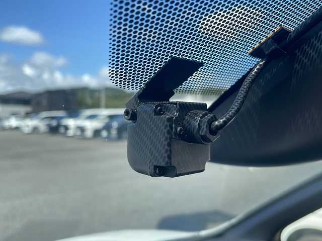 トヨタ ヴォクシー ZS 煌Ⅱ 岩手県 2017(平29)年 7.9万km ホワイトパールクリスタルシャイン 4WD/社外SDナビ *CD/DVD/SD/Bluetooth/ラジオ/フルセグテレビ /バックカメラ /両側パワースライドドア/寒冷地仕様/プリクラッシュセーフティ/レーンディパーチャーアラート/オートハイビーム /アイドリングストップ/ETC/スマートキー（×2）/プッシュスタート/純正16inアルミホイール/純正フロアマット/LEDヘッドライト/フォグランプ/電動格納ミラー/ウィンカーミラー/ドアバイザー