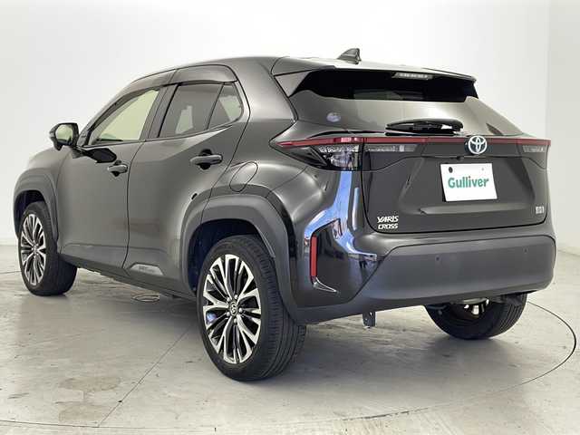 トヨタ ヤリスクロス ハイブリッド Z 宮城県 2020(令2)年 6.8万km ブラックマイカ 禁煙車/Toyota Safety Sense/・プリクラッシュセーフティ/・レーントレーシングアシスト/・レーダークルーズコントロール/・オートマチックハイビーム/・パーキングサポートブレーキ/純正OPナビ/・BT.USB.ミラーキャスト/・フルセグTV/バックカメラ/ハーフレザーシート/・前席シートヒーター/・D席パワーシート/ビルトインETC/ドライブレコーダー（FR）/LEDヘッドライト/プッシュスタート/スマートキー/電動パーキングブレーキ/純正18インチAW/純正フロアマット/AC１００V充電