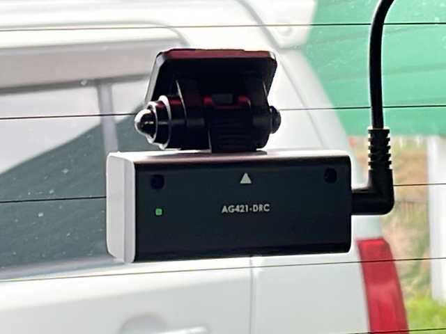 トヨタ ライズ Z 茨城県 2020(令2)年 6.7万km シャイニングホワイトパール 純正7型ナビ/バックカメラ/パーキングアシスト/レーダークルーズコントロール/横滑り防止装置/衝突軽減システム/ビルトインETC/アイドリングストップ/レーンキープアシスト/コーナーセンサー/LEDヘッドライト/オートライト/USB入力端子/シートヒーター/ドライブレコーダー前後/純正17インチアルミホイール/純正フロアマット/スマートキー