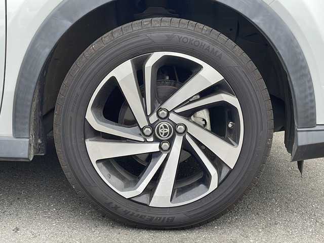 トヨタ ライズ Z 茨城県 2020(令2)年 6.7万km シャイニングホワイトパール 純正7型ナビ/バックカメラ/パーキングアシスト/レーダークルーズコントロール/横滑り防止装置/衝突軽減システム/ビルトインETC/アイドリングストップ/レーンキープアシスト/コーナーセンサー/LEDヘッドライト/オートライト/USB入力端子/シートヒーター/ドライブレコーダー前後/純正17インチアルミホイール/純正フロアマット/スマートキー