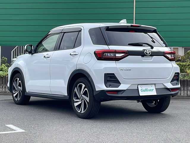 トヨタ ライズ Z 茨城県 2020(令2)年 6.7万km シャイニングホワイトパール 純正7型ナビ/バックカメラ/パーキングアシスト/レーダークルーズコントロール/横滑り防止装置/衝突軽減システム/ビルトインETC/アイドリングストップ/レーンキープアシスト/コーナーセンサー/LEDヘッドライト/オートライト/USB入力端子/シートヒーター/ドライブレコーダー前後/純正17インチアルミホイール/純正フロアマット/スマートキー