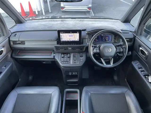 ホンダ ステップワゴン スパーダ eHEV 東京都 2023(令5)年 2万km パープルＭ 純正ナビ/電動パワーバックドア/全周囲カメラ/フルセグTV/前後ドライブレコーダー/両側電動スライドドア/ETC/オットマン/デジタルインナーミラー/パドルシフト/純正フロアマット/サイドバイザー/前席シートヒーター/前後コーナーセンサー/衝突軽減装置/横滑り防止装置/LEDライト/フォグライト