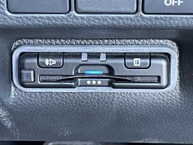 ホンダ ステップワゴン スパーダ eHEV 東京都 2023(令5)年 2万km パープルＭ 純正ナビ/電動パワーバックドア/全周囲カメラ/フルセグTV/前後ドライブレコーダー/両側電動スライドドア/ETC/オットマン/デジタルインナーミラー/パドルシフト/純正フロアマット/サイドバイザー/前席シートヒーター/前後コーナーセンサー/衝突軽減装置/横滑り防止装置/LEDライト/フォグライト