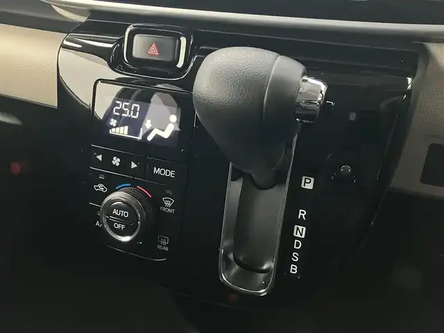 ダイハツ ムーヴ キャンバス X ブラックインテリア リミテッド SAⅢ 道南・函館 2018(平30)年 2.4万km スムースグレーマイカメタリック/ファイアークォーツレッドメタリック 2トーン /純正ナビ//フルセグTV//ドライブレコーダー//全周囲カメラ//ETC//両側パワースライドドア//衝突軽減ブレーキ//サイドバイザー//オートハイビーム//電格ミラー//オートライト//フロントフォグランプ//スマートキー//エンジンプッシュスタート