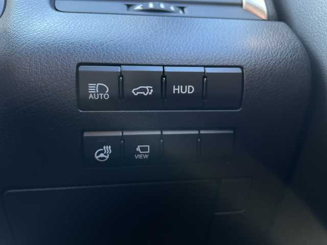 レクサス ＲＸ 450h Fスポーツ 岐阜県 2020(令2)年 8.2万km ホワイトノーヴァガラスフレーク 登録時走行距離81786km/サンルーフ/赤革シート/全方位カメラ/純正ディスプレイオーディオ/フルセグＴＶ/シートヒーター/エアシート/ステアリングヒーター/電動リアゲート/クルーズコントロール/禁煙車/ドライブレコーダー/コーナーセンサー/純正フロアマット/純正アルミホイール/USB入力端子/ETC/Blue tooth/プッシュスタート/スマートキー/スペアキー/ABS/横滑り防止装置/レーンキープアシスト/盗難防止装置/オートライト/オートマチックハイビーム/LEDヘッドライト/エアバッグ/衝突被害軽減システム/カーテンエアバッグ