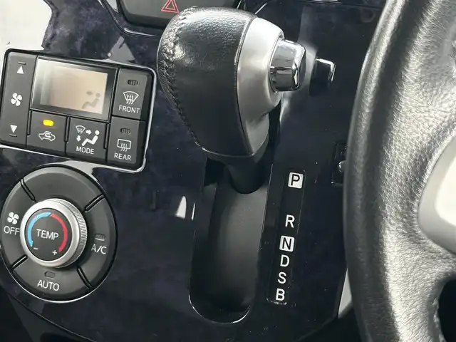 ダイハツ タント カスタム RS トップED SAⅡ 東京都 2016(平28)年 6.1万km ブラックマイカメタリック 社外メモリナビ/バックカメラ/ETC/両側パワースライドドア/ドライブレコーダー/衝突軽減システム/ハーフレザーシート/スマートキー/オートライト
