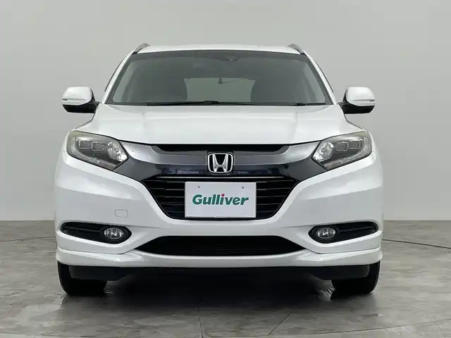 ホンダ ヴェゼル ハイブリッド Z 群馬県 2014(平26)年 7.8万km ホワイトオーキッドパール 純正７インチナビ　バックカメラ　クルーズコントロール　ＬＥＤライト　ハーフレザーシート　シートヒーター　純正１７インチＡＷ　ステアリングリモコン　スマートキー　ＥＴＣ　ドライブレコーダー　禁煙車