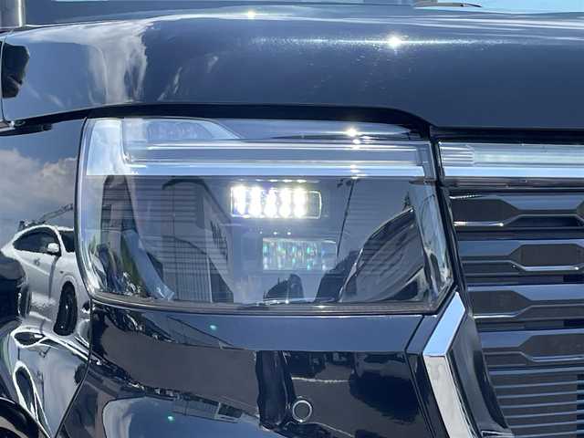 ホンダ Ｎ ＢＯＸ カスタム 茨城県 2023(令5)年 0.1万km未満 クリスタルブラックパール 純正ディスプレイオーディオ/【AM・FM・BT・USB・iPod・HDMI・AppleCarPlay・AndroidAuto】/レーダークルコン/Bカメラ/前後コーナーセンサー/シートヒーター/片側パワスラ/ブレーキホールド/オートライト/LEDライト/ヘッドライトレベライザー/純正アルミホイール/フロアマット/USB入力端子