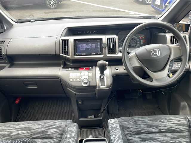 ホンダ ステップワゴン G Eセレクション 鹿児島県 2013(平25)年 14.4万km ポリッシュドメタルメタリック 社外カロッツェリアSDナビ/バックカメラ/社外ドライブレコーダー/社外【TRG】15インチアルミホイール/両側パワースライドドア/ETC/ミュージックプレーヤーＡＵＸ接続可能/横滑り防止/ウィンカーミラー/チップアップシート