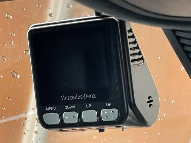 メルセデス・ベンツ ＧＬＳ４００ｄ 4マチック AMGライン 鹿児島県 2020(令2)年 6.7万km 黒 法人ワンオーナー/禁煙車/サンルーフ/バックカメラ/サイドカメラ/フロントカメラ/全周囲カメラ/レザーシート/パワーシート/シートヒーター/ドライブレコーダー/電動リアゲート/パドルシフト/ETC/アイドリングストップ/純正ナビ/Bluetooth/フルセグ/レーンキープアシスト/横滑り防止装置/純正21インチアルミホイール/純正フロアマット