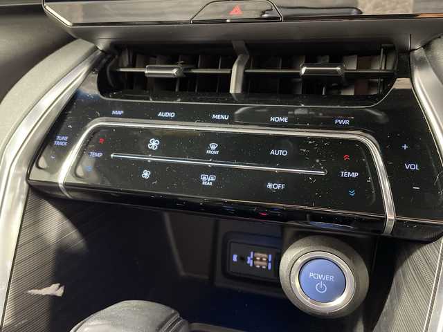 トヨタ ハリアー ハイブリッド Z 福岡県 2021(令3)年 3.4万km プレシャスブラックパール 禁煙車/純正12.3インチナビ/・USB/BT/Miracast/フルセグTV/・全方位モニター/・JBLプレミアムサウンド/トヨタセーフティセンス/ヘッドアップディスプレイ/デジタルインナーミラー（録画機能付き）/パワーバックドア/ETC2.0/ハーフレザーシート/・パワーシート（D)/ブレーキホールド/革巻きステアリング/・ステアリングリモコン