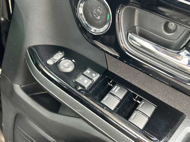 ホンダ Ｎ ＢＯＸ カスタム L ターボ 静岡県 2021(令3)年 2.9万km クリスタルブラックパール ホンダセンシング/・バックカメラ/・プリクラッシュ/・レーダークルーズコントロール/・レーンキープアシスト/・ドライブレコーダー前後/純正ナビ/・CD/・DVD/・USB/主要装備/・LEDヘッドライト/・フォグランプ/・オートライト/・オートハイビーム/・パドルシフト/・両側パワースライドドア/・純正アルミホイール/・純正フロアマット/・ステアリングリモコン/・プッシュスタート/・スマートキー/・シートヒーター