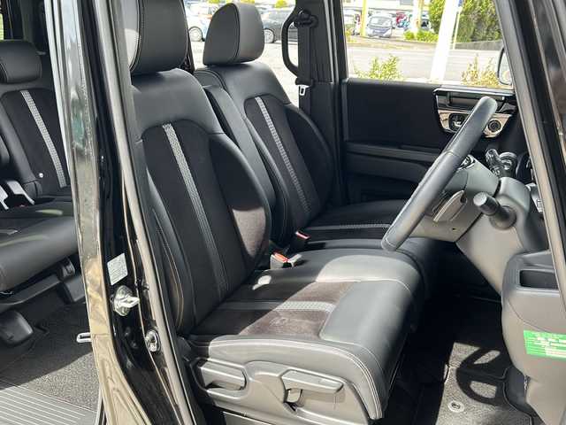 ホンダ Ｎ ＢＯＸ カスタム L ターボ 静岡県 2021(令3)年 2.9万km クリスタルブラックパール ホンダセンシング/・バックカメラ/・プリクラッシュ/・レーダークルーズコントロール/・レーンキープアシスト/・ドライブレコーダー前後/純正ナビ/・CD/・DVD/・USB/主要装備/・LEDヘッドライト/・フォグランプ/・オートライト/・オートハイビーム/・パドルシフト/・両側パワースライドドア/・純正アルミホイール/・純正フロアマット/・ステアリングリモコン/・プッシュスタート/・スマートキー/・シートヒーター