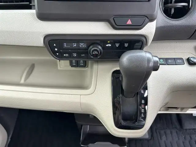 ホンダ Ｎ ＢＯＸ G L ホンダセンシング 三重県 2017(平29)年 6.6万km プレミアムアガットブラウンP 登録時65745km/社外ナビ（ＡＭ／ＦＭ／フルセグＴＶ／Ｂｌｕｅｔｏｏｔｈ）/バックカメラ/ビルトインＥＴＣ/ドライブレコーダー/クルーズコントロール/片側パワースライドドア/ステアリングスイッチ/オートライト/禁煙車/プリクラッシュ/レーンキープアシスト/コーナーセンサー