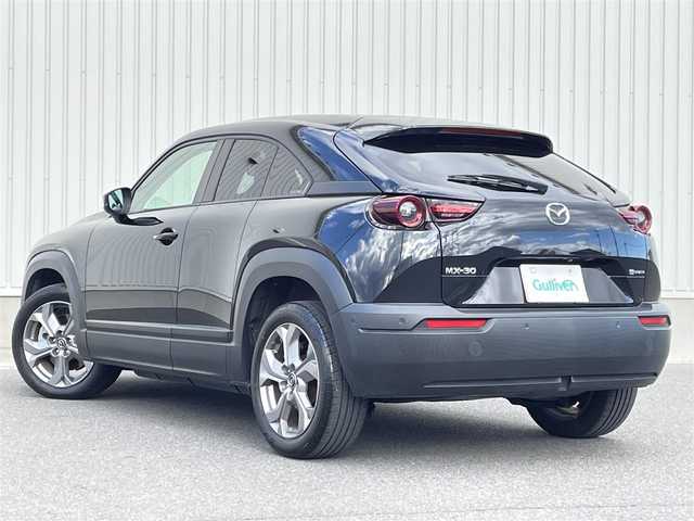 マツダ ＭＸ－３０ＥＶモデル ベーシックセット 群馬県 2021(令3)年 3.1万km ジェットブラックマイカ 純正8.8インチSDナビ/　(USB/BT/HDMI/スマホ連携)/フルセグTV/オートホールド/革調シートカバー/パドルシフト/アドバンストキーレスエントリーシステム/LEDヘッドライト/自動防眩ルームミラー/トノカバー/充電器車載/i-アクティブセンス/　・スマートブレーキサポート/　・AT誤発進抑制制御(前後)/　・360度ビューモニター/　・前側方接近車両検知/　・レーンキープアシスト/　・ドライバーアテンションアラート/　・レーダークルーズコントロール/　・ブラインドスポットモニター/　・車線逸脱警報システム/　・ドライバーモニタリング/保証書/取扱説明書