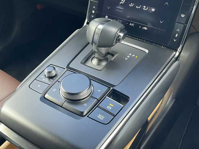 マツダ ＭＸ－３０ＥＶモデル ベーシックセット 群馬県 2021(令3)年 3.1万km ジェットブラックマイカ 純正8.8インチSDナビ/　(USB/BT/HDMI/スマホ連携)/フルセグTV/オートホールド/革調シートカバー/パドルシフト/アドバンストキーレスエントリーシステム/LEDヘッドライト/自動防眩ルームミラー/トノカバー/充電器車載/i-アクティブセンス/　・スマートブレーキサポート/　・AT誤発進抑制制御(前後)/　・360度ビューモニター/　・前側方接近車両検知/　・レーンキープアシスト/　・ドライバーアテンションアラート/　・レーダークルーズコントロール/　・ブラインドスポットモニター/　・車線逸脱警報システム/　・ドライバーモニタリング/保証書/取扱説明書