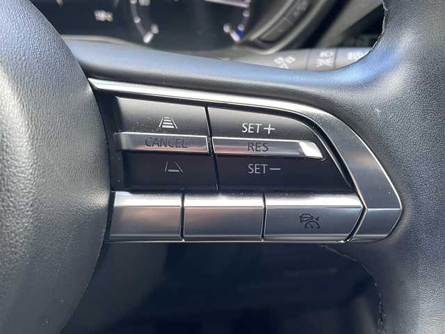 マツダ ＭＸ－３０ＥＶモデル ベーシックセット 群馬県 2021(令3)年 3.1万km ジェットブラックマイカ 純正8.8インチSDナビ/　(USB/BT/HDMI/スマホ連携)/フルセグTV/オートホールド/革調シートカバー/パドルシフト/アドバンストキーレスエントリーシステム/LEDヘッドライト/自動防眩ルームミラー/トノカバー/充電器車載/i-アクティブセンス/　・スマートブレーキサポート/　・AT誤発進抑制制御(前後)/　・360度ビューモニター/　・前側方接近車両検知/　・レーンキープアシスト/　・ドライバーアテンションアラート/　・レーダークルーズコントロール/　・ブラインドスポットモニター/　・車線逸脱警報システム/　・ドライバーモニタリング/保証書/取扱説明書