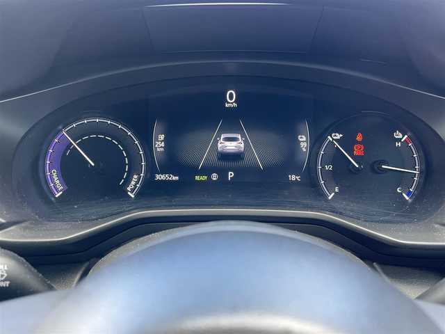 マツダ ＭＸ－３０ＥＶモデル ベーシックセット 群馬県 2021(令3)年 3.1万km ジェットブラックマイカ 純正8.8インチSDナビ/　(USB/BT/HDMI/スマホ連携)/フルセグTV/オートホールド/革調シートカバー/パドルシフト/アドバンストキーレスエントリーシステム/LEDヘッドライト/自動防眩ルームミラー/トノカバー/充電器車載/i-アクティブセンス/　・スマートブレーキサポート/　・AT誤発進抑制制御(前後)/　・360度ビューモニター/　・前側方接近車両検知/　・レーンキープアシスト/　・ドライバーアテンションアラート/　・レーダークルーズコントロール/　・ブラインドスポットモニター/　・車線逸脱警報システム/　・ドライバーモニタリング/保証書/取扱説明書