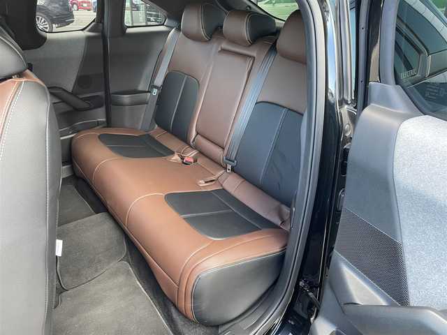 マツダ ＭＸ－３０ＥＶモデル ベーシックセット 群馬県 2021(令3)年 3.1万km ジェットブラックマイカ 純正8.8インチSDナビ/　(USB/BT/HDMI/スマホ連携)/フルセグTV/オートホールド/革調シートカバー/パドルシフト/アドバンストキーレスエントリーシステム/LEDヘッドライト/自動防眩ルームミラー/トノカバー/充電器車載/i-アクティブセンス/　・スマートブレーキサポート/　・AT誤発進抑制制御(前後)/　・360度ビューモニター/　・前側方接近車両検知/　・レーンキープアシスト/　・ドライバーアテンションアラート/　・レーダークルーズコントロール/　・ブラインドスポットモニター/　・車線逸脱警報システム/　・ドライバーモニタリング/保証書/取扱説明書