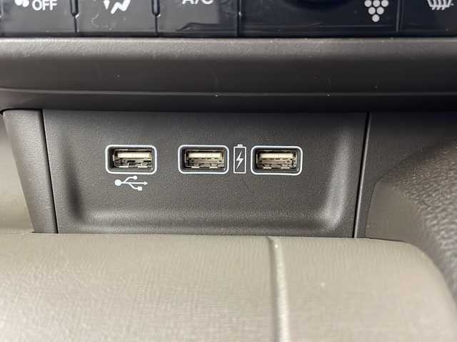 ホンダ Ｎ ＷＧＮ L 栃木県 2023(令5)年 3万km クリスタルブラックパール 純正ナビ/（BT/CD/DVD/AM/FM）/ホンダセンシング/衝突軽減システム/車線逸脱抑制機能/パーキングサポートセンサー/横滑り防止/先行車発進お知らせ/標識認識機能/レーダークルーズコントロール/ドライブレコーダー/前席シートヒーター/ステアリングスイッチ/電動格納ミラー/純正フロアマット/プッシュスタート/スマートキー/スペアキー