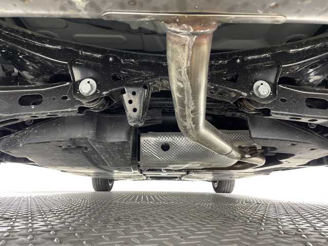 トヨタ プリウス Z 神奈川県 2024(令6)年 1.8万km プラチナホワイトパールマイカ モデリスタ17インチアルミホイール/純正12.3型ディスプレイオーディオ/Tコネクトナビ/フルセグ　Bluetooth　USB　Miracast　AM FM/パノラミックビューモニター/パワーバックドア/デジタルインナーミラー/純正ビルトインETC2.0/AC100Vコンセント/純正前後ドライブレコーダー【DA連動】/セーフティセンス/プリクラッシュセーフティ/レーダークルーズコントロール/レーントレーシングアシスト/ロードサインアシスト/アダブティブハイビームアシスト/ブラインドスポットモニター/フロント/リアクロストラフィックアラート/プロアクティブドライビングアシスト/安心降車アシスト/後方車両接近検知/パーキングサポートブレーキ/オートハイビーム/後退速度抑制/発進遅れ告知/周辺車両接近時サポート/前後ソナー/革巻きステアリング/ステアリングヒーター/合皮シート/運転席パワーシート/ポジションメモリ/前席シートヒーター/ベンチレーション/DRIVEMODE/LEDヘッドランンプ/LEDフロントフォグランプ/オートライト/スペアキー